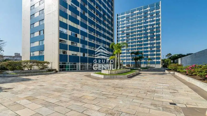 Foto 1 de Apartamento com 3 Quartos à venda, 79m² em Cabral, Curitiba
