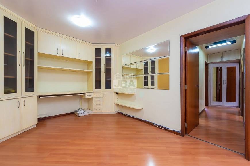 Foto 5 de Apartamento com 3 Quartos à venda, 80m² em Cabral, Curitiba