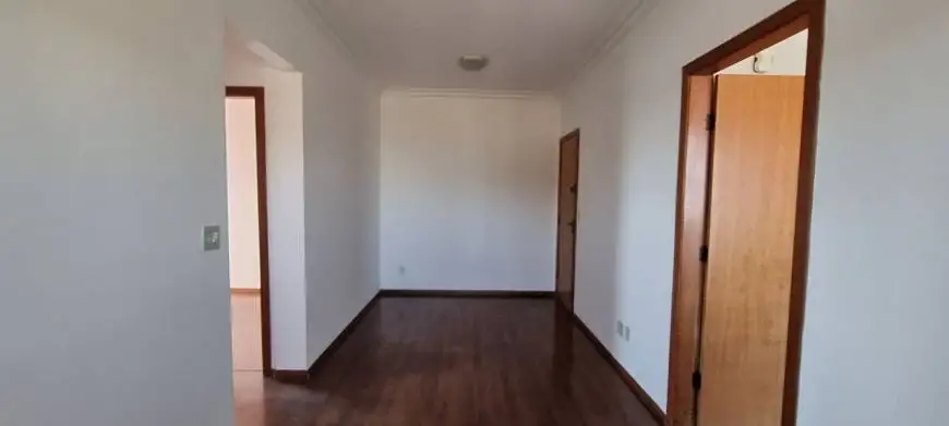 Foto 3 de Apartamento com 3 Quartos para alugar, 75m² em Caiçaras, Belo Horizonte