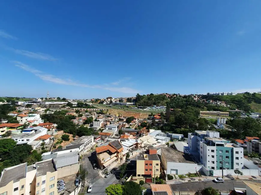 Foto 5 de Apartamento com 3 Quartos para alugar, 75m² em Caiçaras, Belo Horizonte