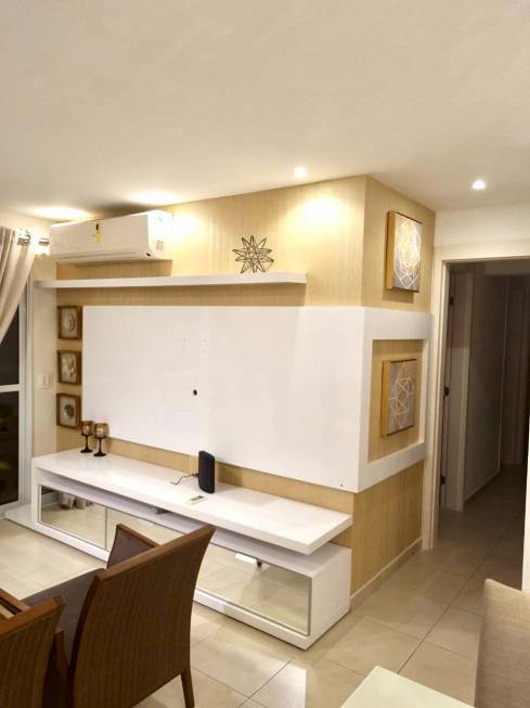 Foto 1 de Apartamento com 3 Quartos para alugar, 131m² em Calhau, São Luís