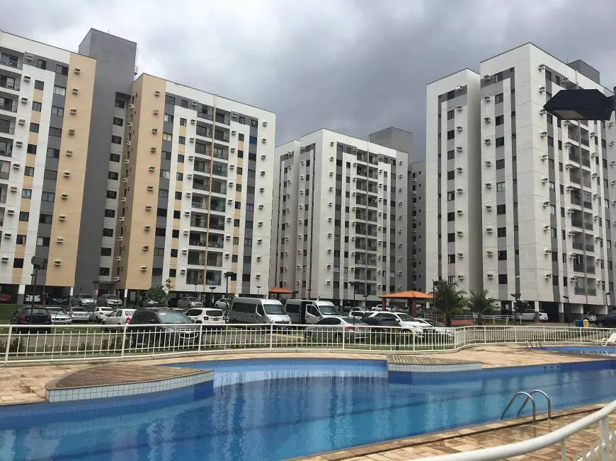 Foto 1 de Apartamento com 3 Quartos para alugar, 76m² em Calhau, São Luís