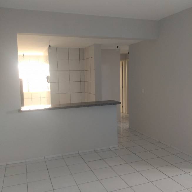Foto 1 de Apartamento com 3 Quartos para alugar, 74m² em Campestre, Teresina