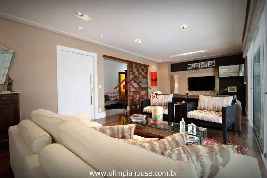 Foto 2 de Apartamento com 3 Quartos à venda, 222m² em Campo Belo, São Paulo
