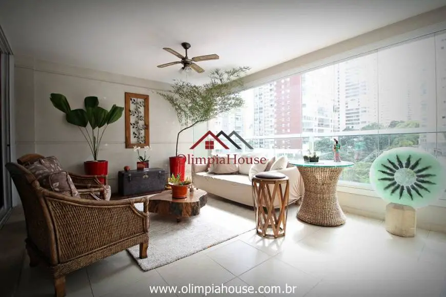 Foto 5 de Apartamento com 3 Quartos à venda, 222m² em Campo Belo, São Paulo
