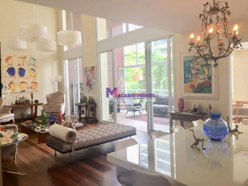 Foto 2 de Apartamento com 3 Quartos à venda, 350m² em Campo Belo, São Paulo