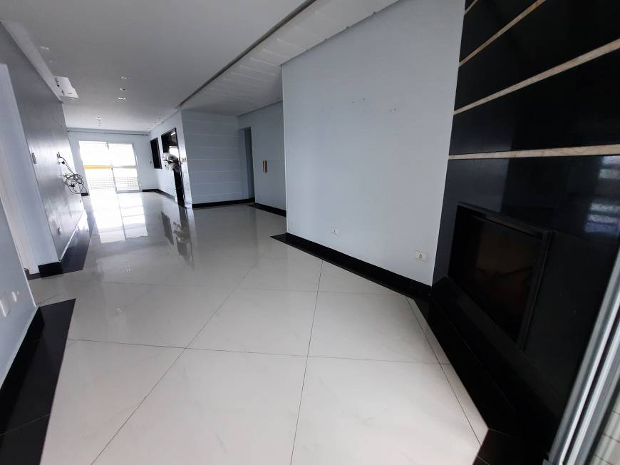 Foto 4 de Apartamento com 3 Quartos à venda, 172m² em Campo da Aviação, Praia Grande