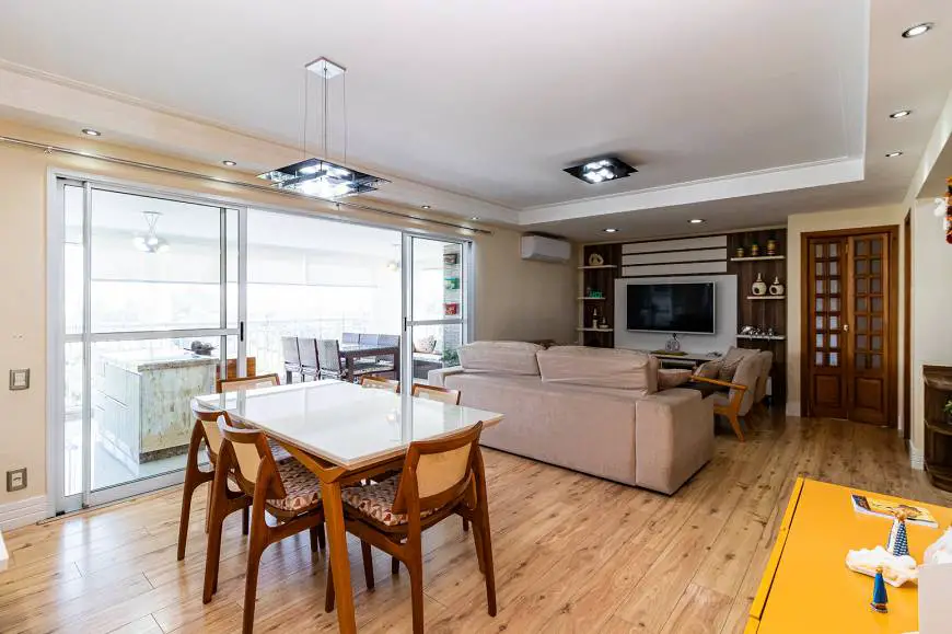 Foto 1 de Apartamento com 3 Quartos à venda, 136m² em Campo Grande, São Paulo