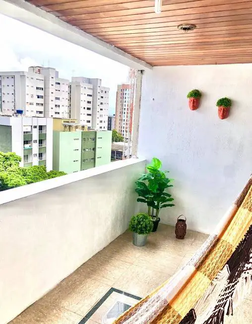 Foto 2 de Apartamento com 3 Quartos à venda, 189m² em Candeias, Jaboatão dos Guararapes