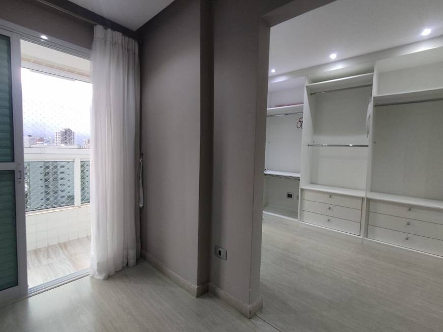 Foto 4 de Apartamento com 3 Quartos à venda, 130m² em Canto do Forte, Praia Grande