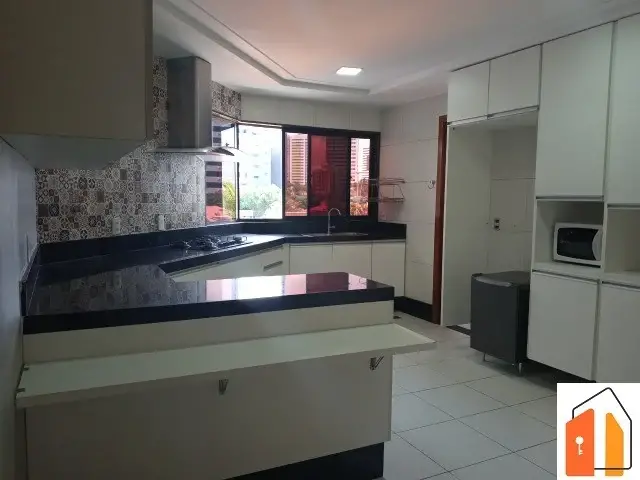 Foto 1 de Apartamento com 3 Quartos para alugar, 200m² em Capim Macio, Natal
