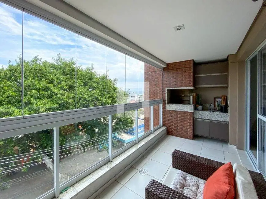 Foto 1 de Apartamento com 3 Quartos à venda, 95m² em Capoeiras, Florianópolis