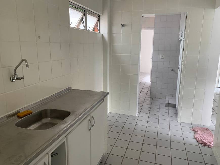 Foto 2 de Apartamento com 3 Quartos para venda ou aluguel, 80m² em Casa Forte, Recife