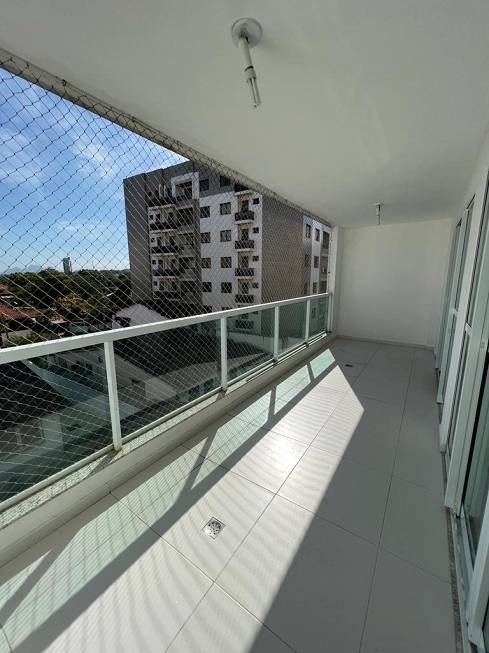 Foto 5 de Apartamento com 3 Quartos à venda, 110m² em Cavaleiros, Macaé