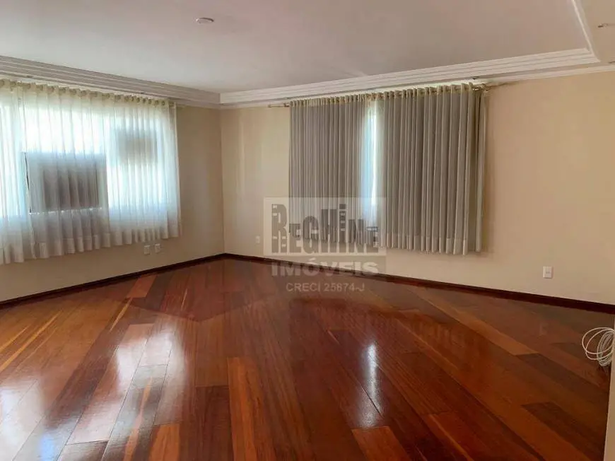 Foto 1 de Apartamento com 3 Quartos à venda, 240m² em Centro, Campinas
