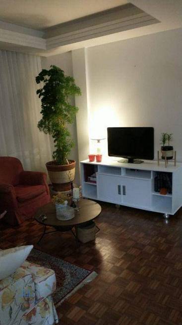 Foto 4 de Apartamento com 3 Quartos para alugar, 140m² em Centro, Florianópolis