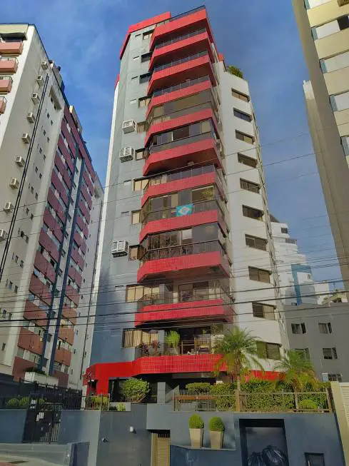 Foto 1 de Apartamento com 3 Quartos para alugar, 120m² em Centro, Florianópolis