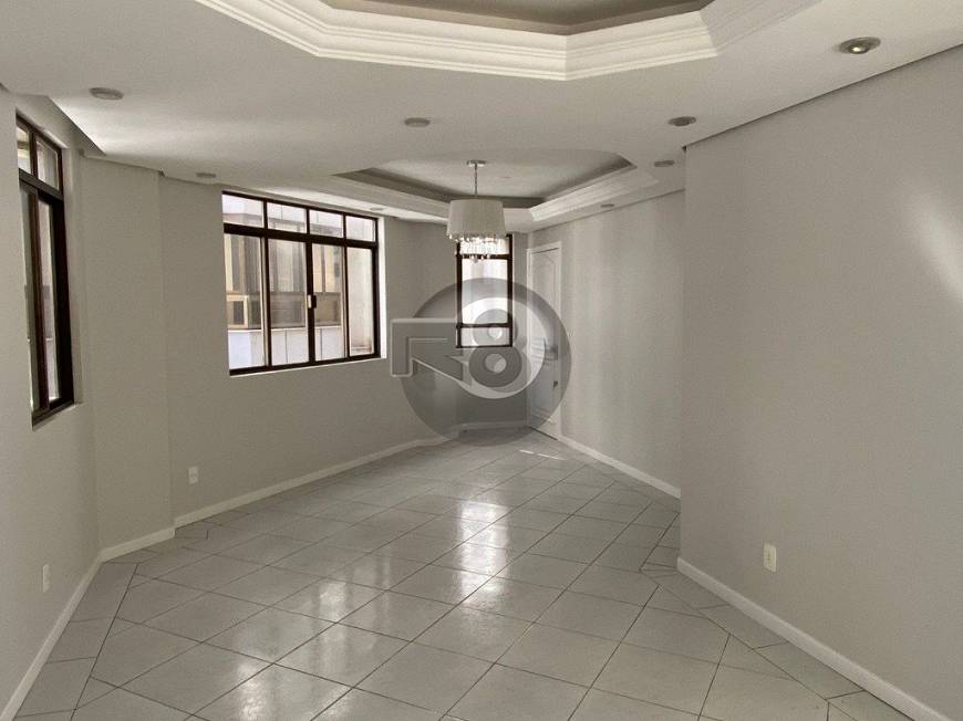 Foto 3 de Apartamento com 3 Quartos à venda, 129m² em Centro, Florianópolis