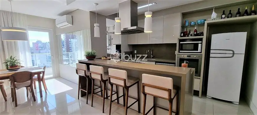 Foto 1 de Apartamento com 3 Quartos à venda, 225m² em Centro, Florianópolis