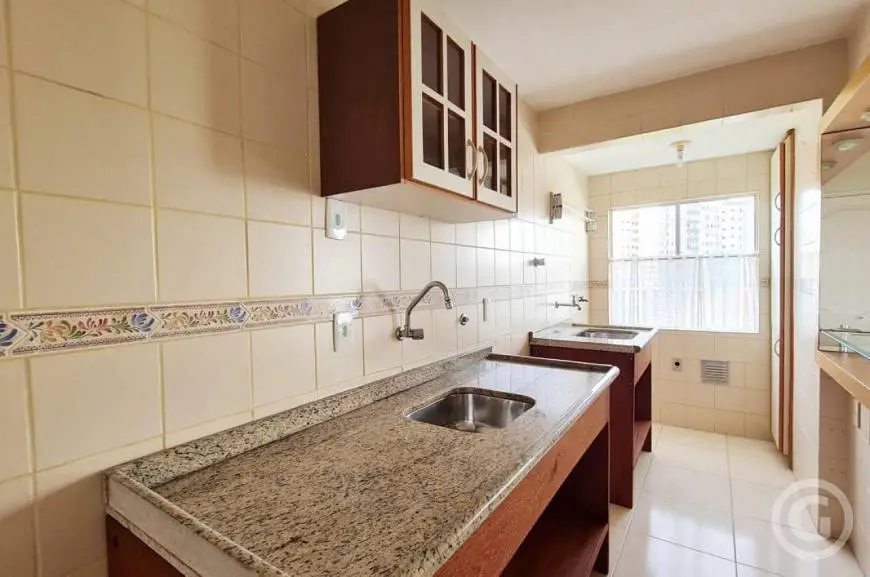Foto 5 de Apartamento com 3 Quartos para alugar, 58m² em Centro, Florianópolis