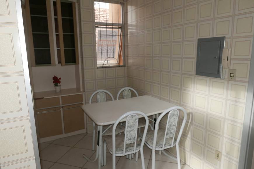 Foto 4 de Apartamento com 3 Quartos para alugar, 80m² em Centro, Florianópolis