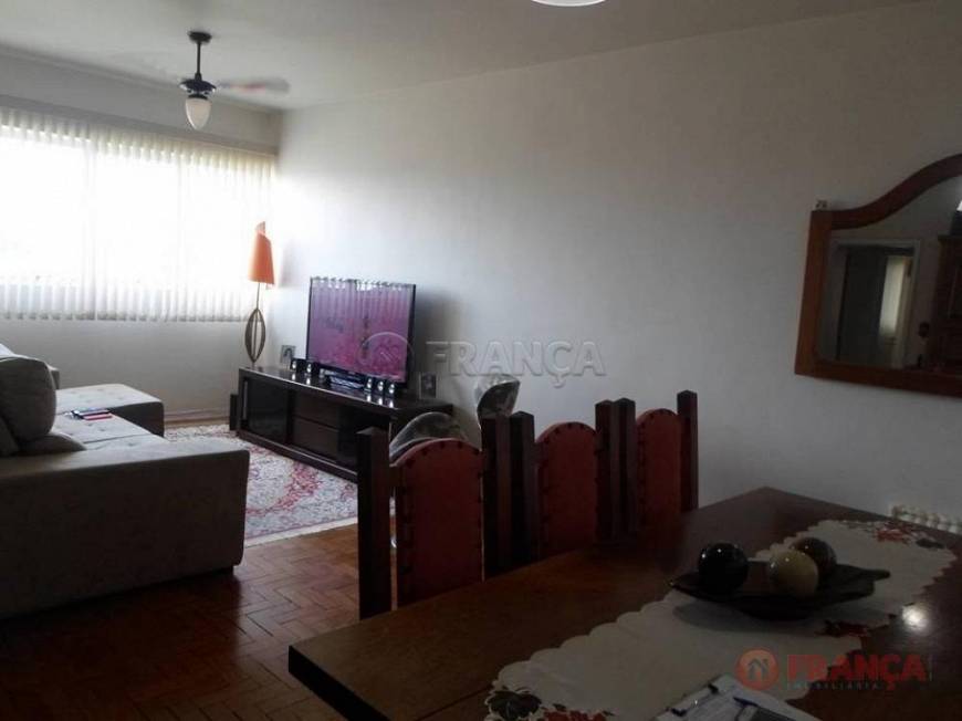 Foto 3 de Apartamento com 3 Quartos à venda, 94m² em Centro, Jacareí