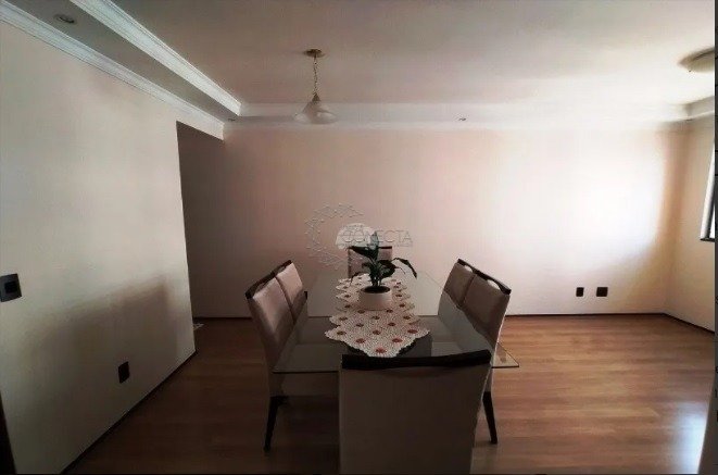 Foto 4 de Apartamento com 3 Quartos à venda, 83m² em Centro, Londrina