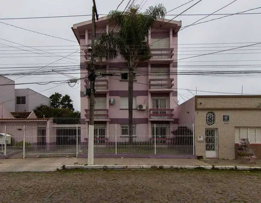 Foto 1 de Apartamento com 3 Quartos para alugar, 104m² em Centro, Pelotas