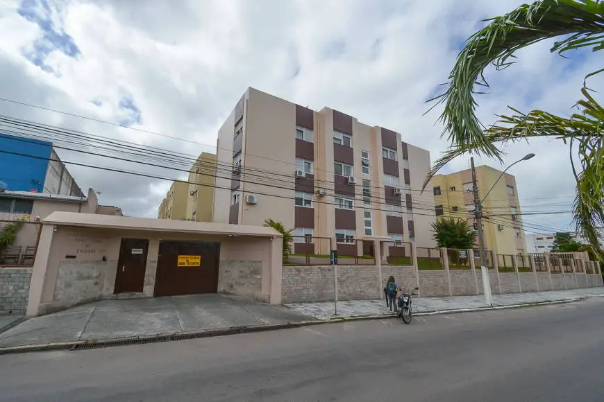 Foto 1 de Apartamento com 3 Quartos para alugar, 104m² em Centro, Pelotas