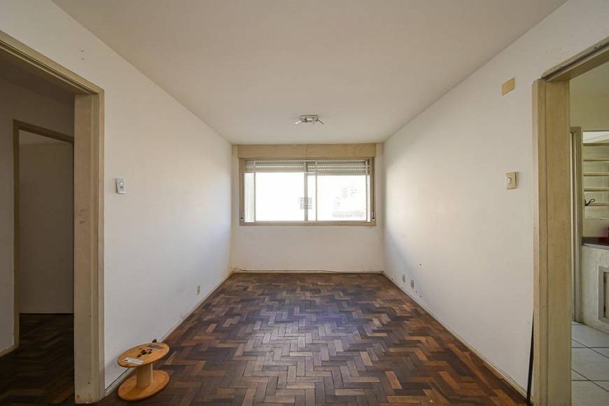 Foto 1 de Apartamento com 3 Quartos para alugar, 110m² em Centro, Pelotas