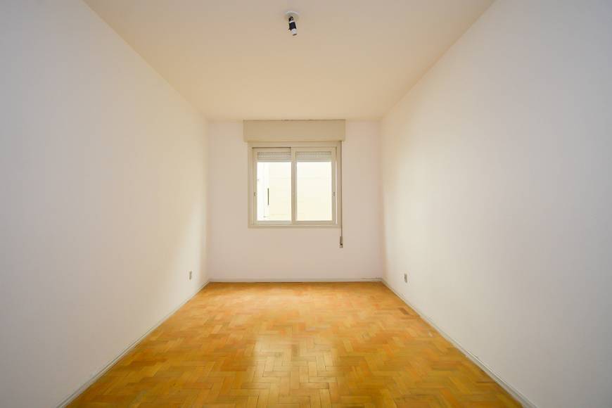 Foto 2 de Apartamento com 3 Quartos para alugar, 122m² em Centro, Pelotas