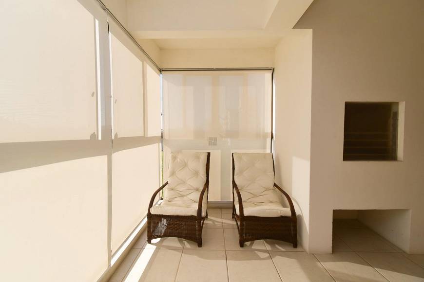 Foto 3 de Apartamento com 3 Quartos para alugar, 128m² em Centro, Pelotas