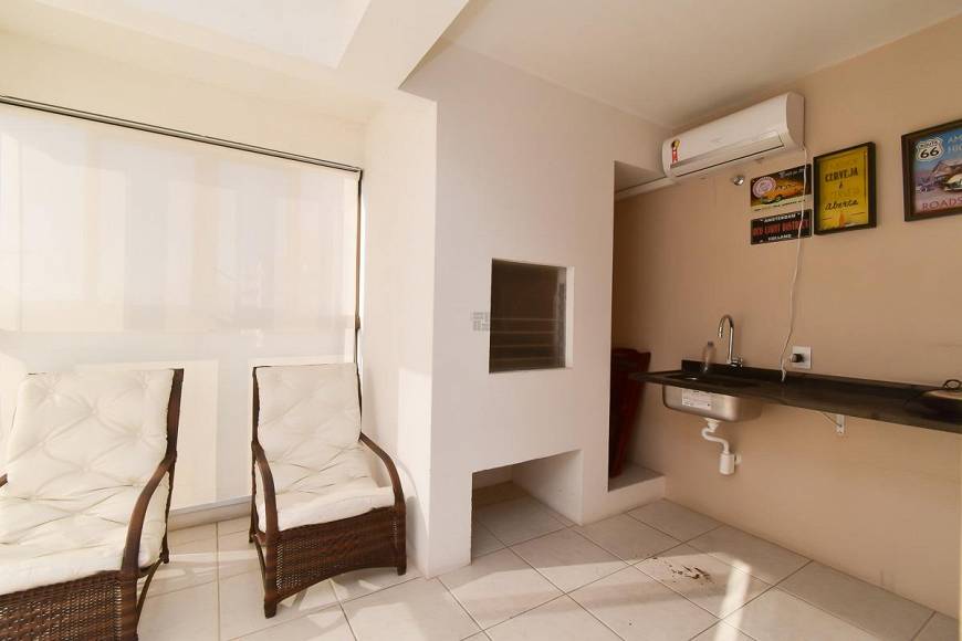 Foto 4 de Apartamento com 3 Quartos para alugar, 128m² em Centro, Pelotas