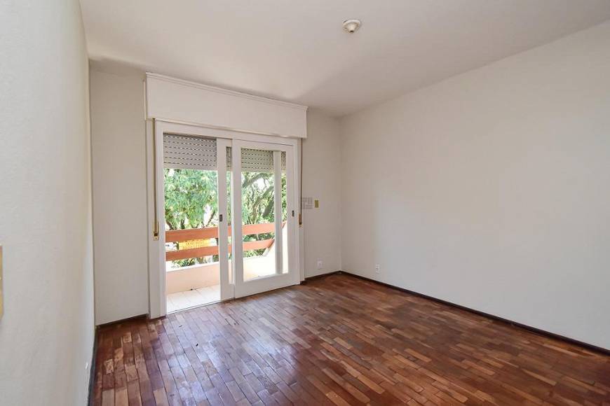 Foto 4 de Apartamento com 3 Quartos para alugar, 129m² em Centro, Pelotas