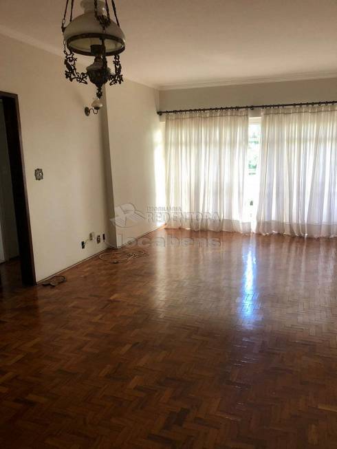 Foto 3 de Apartamento com 3 Quartos para alugar, 112m² em Centro, São José do Rio Preto