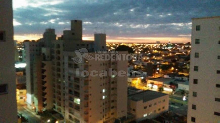 Foto 2 de Apartamento com 3 Quartos à venda, 138m² em Centro, São José do Rio Preto