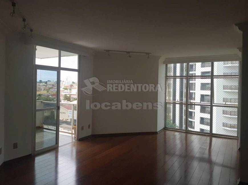 Foto 1 de Apartamento com 3 Quartos para alugar, 154m² em Centro, São José do Rio Preto