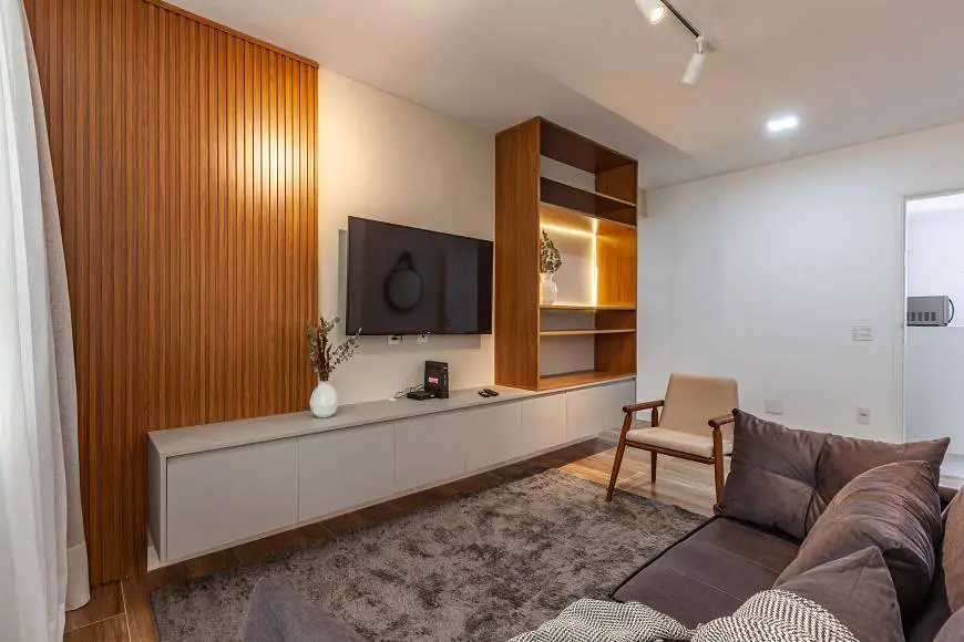 Foto 2 de Apartamento com 3 Quartos para alugar, 100m² em Cerqueira César, São Paulo