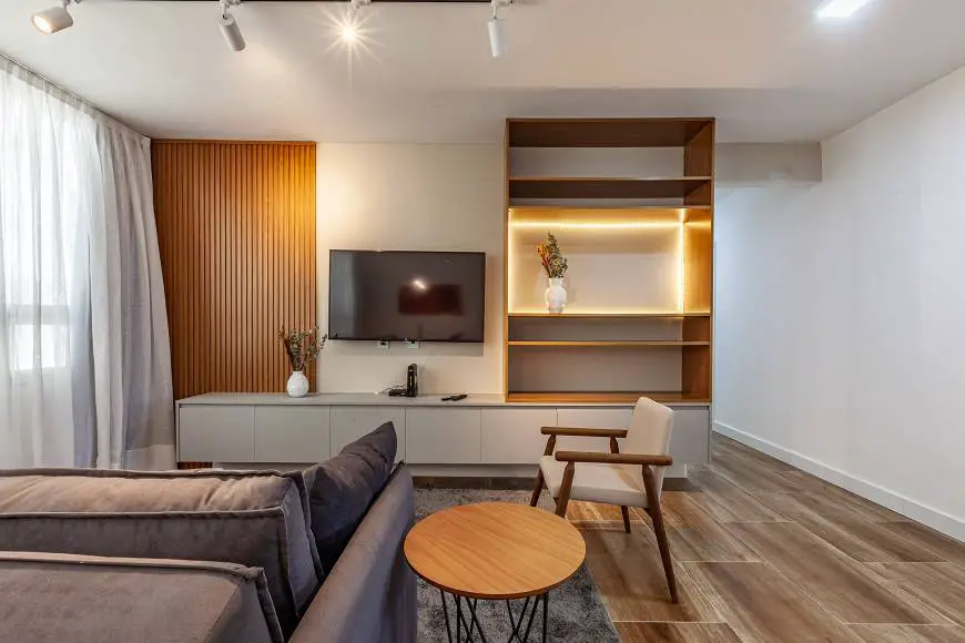Foto 5 de Apartamento com 3 Quartos para alugar, 100m² em Cerqueira César, São Paulo