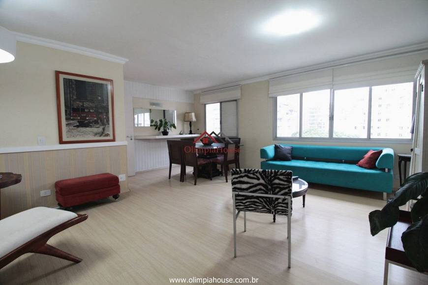 Foto 3 de Apartamento com 3 Quartos para alugar, 105m² em Cerqueira César, São Paulo