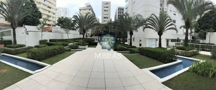 Foto 1 de Apartamento com 3 Quartos à venda, 270m² em Cerqueira César, São Paulo