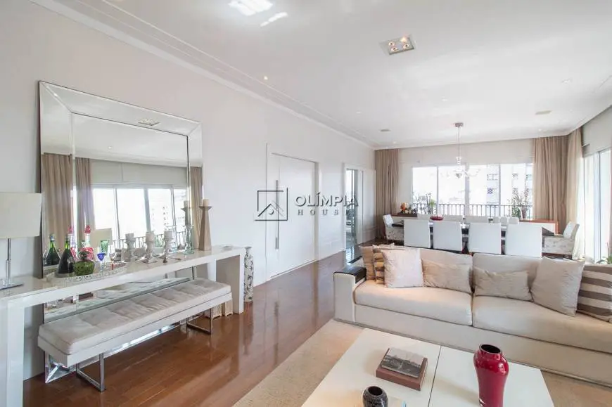 Foto 3 de Apartamento com 3 Quartos à venda, 326m² em Chácara Klabin, São Paulo