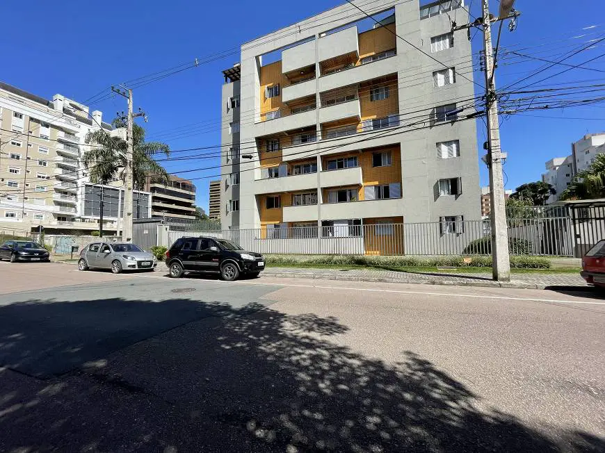 Foto 1 de Apartamento com 3 Quartos à venda, 108m² em Champagnat, Curitiba