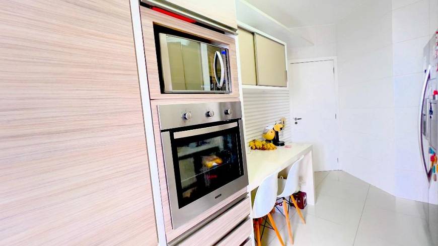 Foto 5 de Apartamento com 3 Quartos à venda, 110m² em Coqueiros, Florianópolis