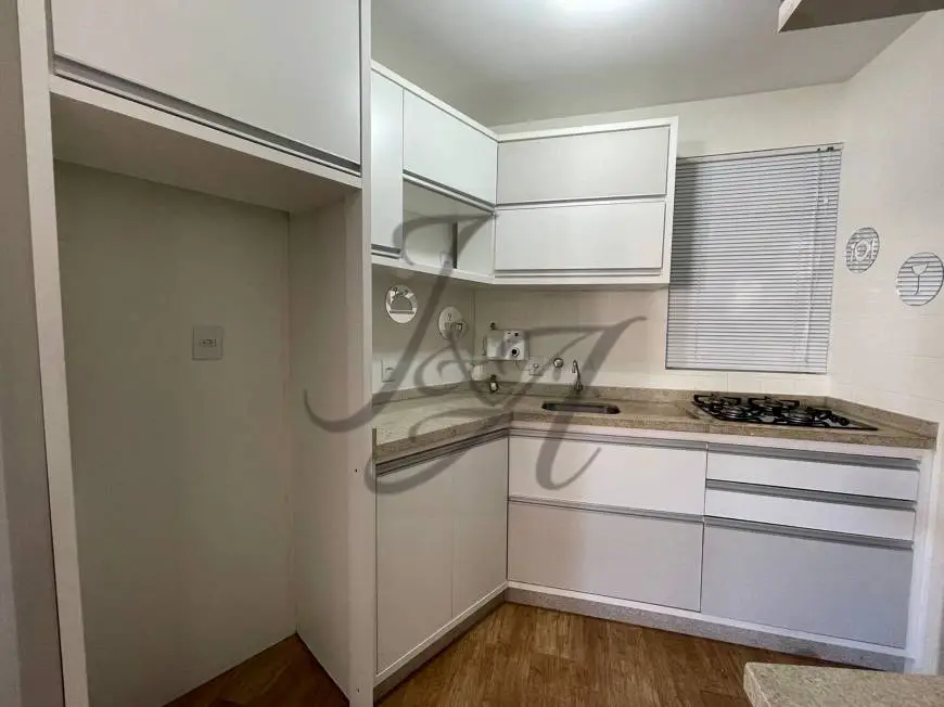 Foto 5 de Apartamento com 3 Quartos à venda, 90m² em Coqueiros, Florianópolis