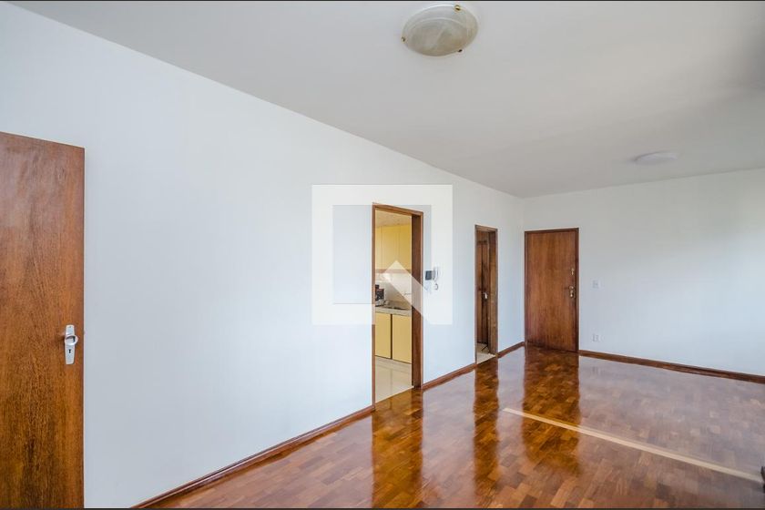 Foto 3 de Apartamento com 3 Quartos para alugar, 97m² em Coração Eucarístico, Belo Horizonte