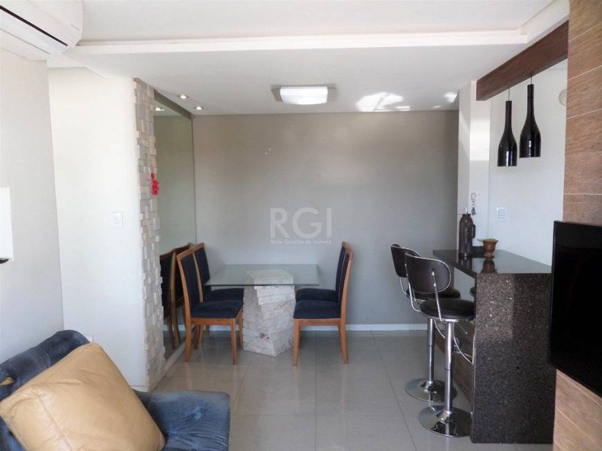 Foto 3 de Apartamento com 3 Quartos à venda, 69m² em Cristal, Porto Alegre