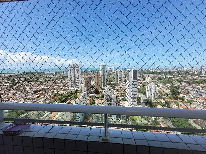 Foto 1 de Apartamento com 3 Quartos para alugar, 70m² em Encruzilhada, Recife