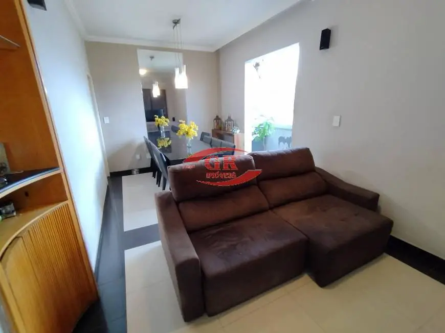 Foto 1 de Apartamento com 3 Quartos à venda, 72m² em Estoril, Belo Horizonte