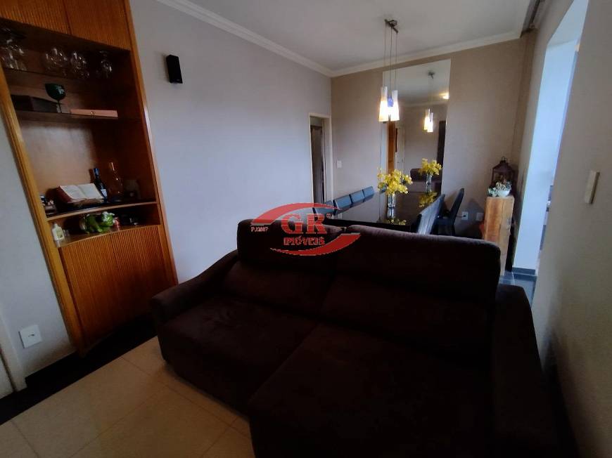 Foto 2 de Apartamento com 3 Quartos à venda, 72m² em Estoril, Belo Horizonte